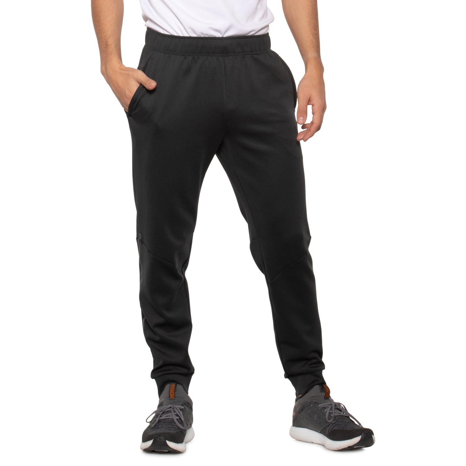 skora joggers