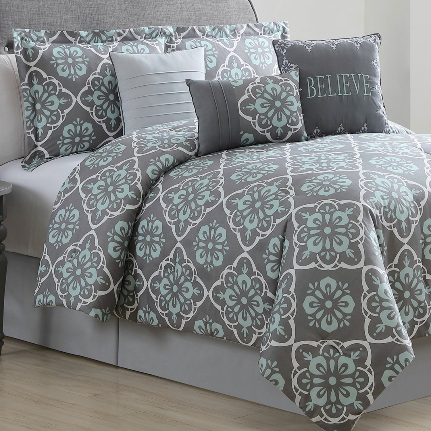 sl home fashions comforter set        
        <figure class=