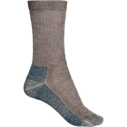 SmartWool Classic Edition Full Cushion Hiking Socks - Merino Wool, Crew (For Women) in Chestnut