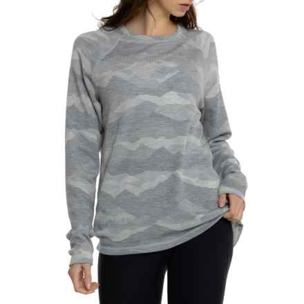 SmartWool Classic Thermal Base Layer Top - Merino Wool, Long Sleeve in Light Grey Mountain Scape