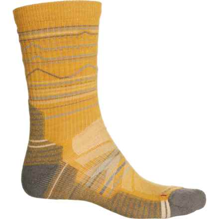 SmartWool Light Cushion Mountain Range Pattern Hiking Socks - Merino Wool, Crew (For Men and Women) in Honey Gold