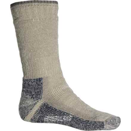 SmartWool Mountaineer Classic Edition Maximum Cushion Socks - Merino Wool, Crew (For Men and Women) in Taupe
