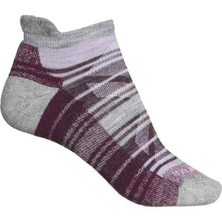 SmartWool Outdoor Light Cushion Pattern Low-Cut Socks - Merino Wool, Below the Ankle (For Women) in Light Gray
