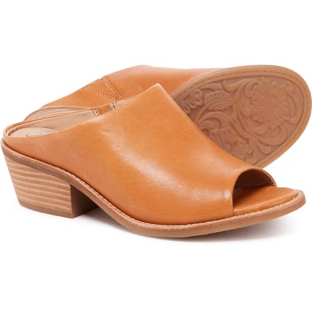 Sofft Aneesa Sandals - Leather (For Women) in Luggage