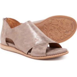 Sofft Evonne Sandals - Suede (For Women) in Smoke Suede