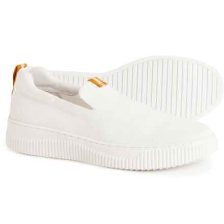 Sofft Frayda Sneakers - Slip-Ons (For Women) in White