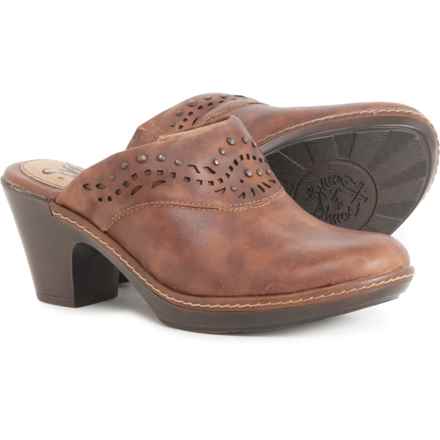 Sofft Laina Clogs - Leather, Open Back (For Women) in Mocha