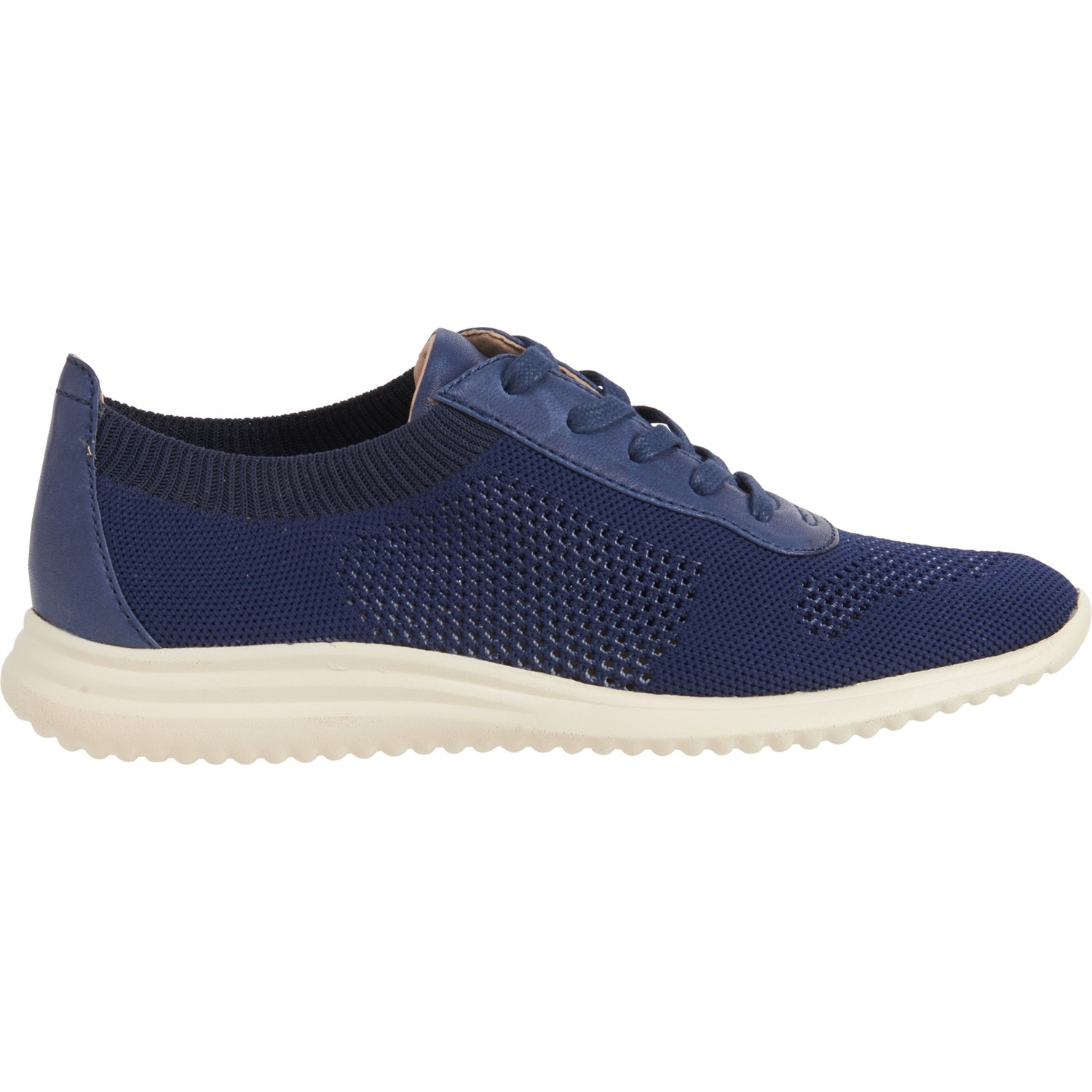 sofft novella sneaker