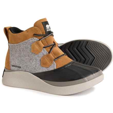 Sorel Out N About IV Classic Duck Boots - Waterproof, Leather (For Women) in Taffy/Dove