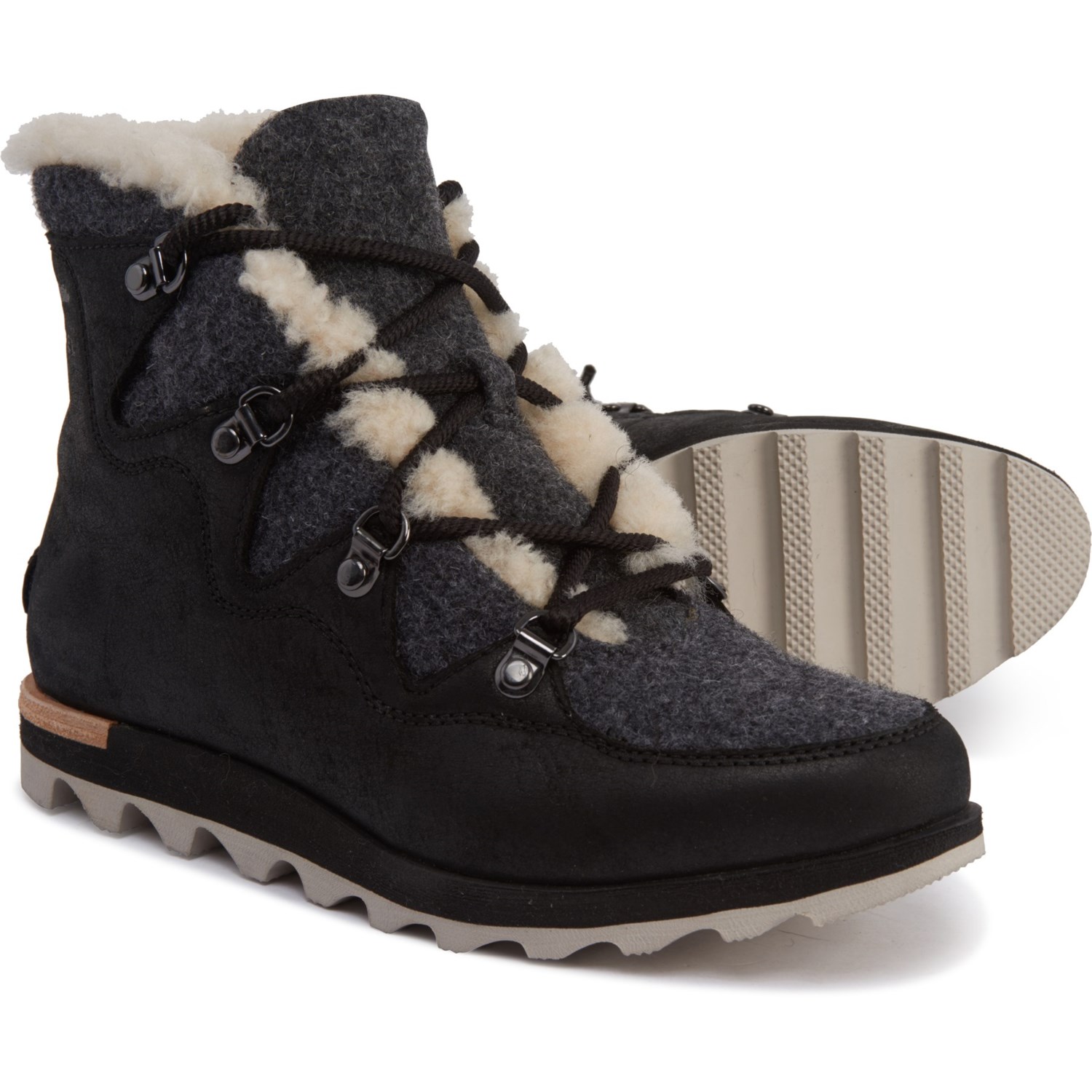 sneakchic alpine holiday boots by sorel