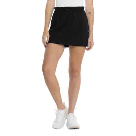 Casual Fridays Cinched Skort in Very Black