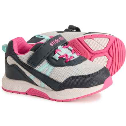 SR MUNCHKIN Little Girls Titan Sneakers in Navy/Pink