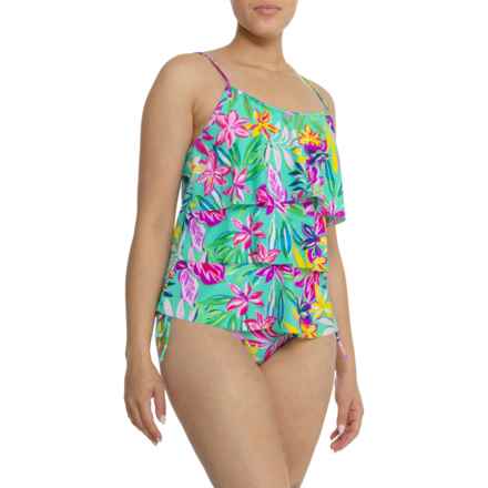 Stella Parker Isle Time Triple-Tiered Tankini Set in Multi