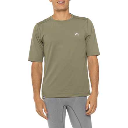 Strafe Skyline Cooling T-shirt - Short Sleeve in Leafy