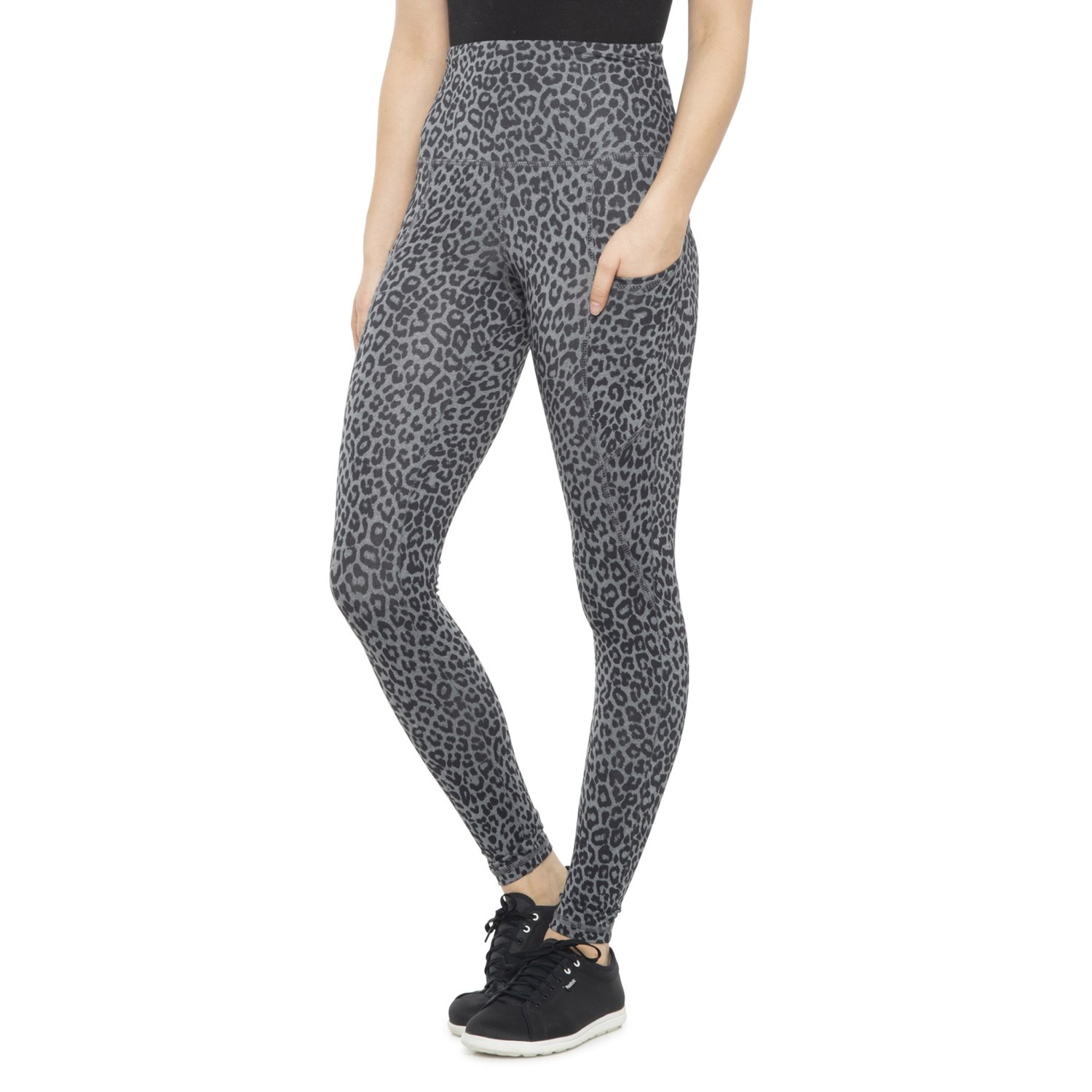 strut this leopard leggings