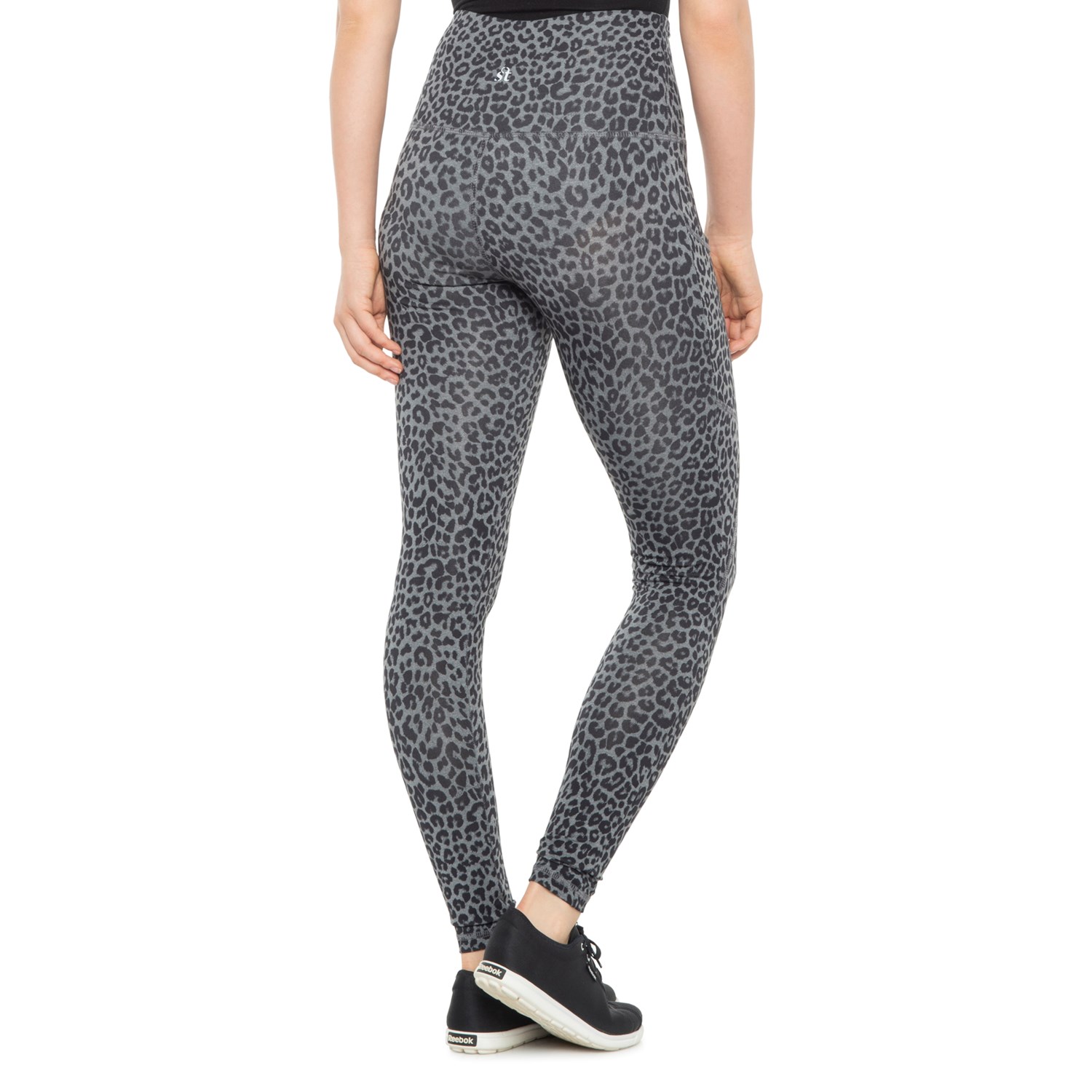 strut this leopard leggings