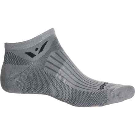 Swiftwick ASPIRE Zero No-Show Running Socks - Below the Ankle (For Men) in Gray
