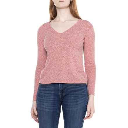 Telluride Clothing Company V-Neck Pocket Shirt - Long Sleeve in Withered Rose
