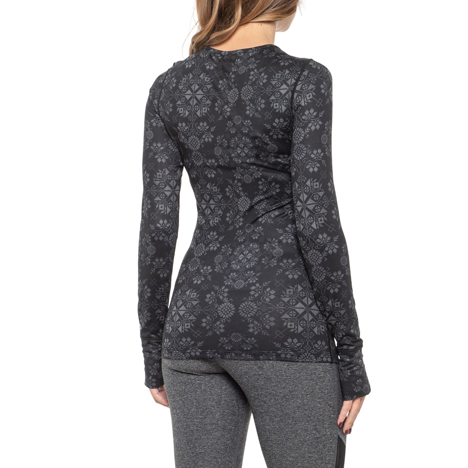 scoop neck base layer