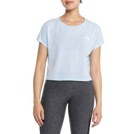 The North Face Wander Crossback Keyhole Crop Top - Short Sleeve in Beta Blue