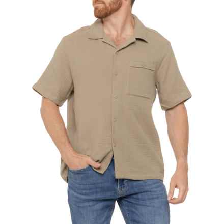 THOMAS STERLING Textured Woven Shirt - Short Sleeve in Chinchilla
