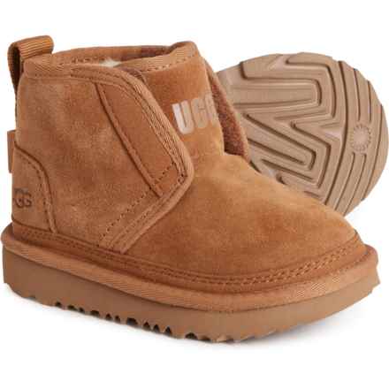 UGG® Australia Boys and Girls Neumel EZ-Fit Boots - Suede in Chestnut
