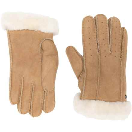 UGG Classic Perforated to Point Gloves - Leather in Chestnut