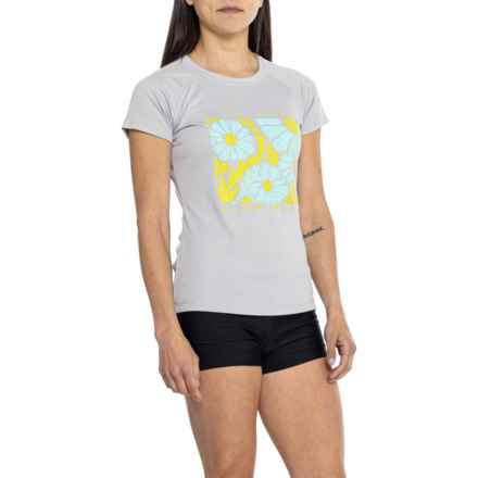 Vapor Apparel Solar T-Shirt - UPF 50+, Short Sleeve in Athletic Grey
