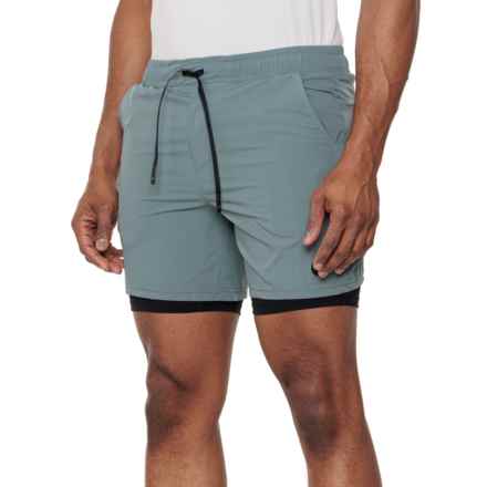 VASSA Strand Shorts - Built-In Liner in Sage