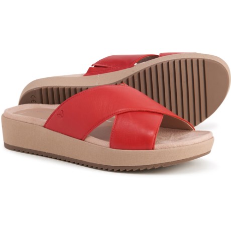 red vionic sandals