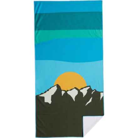 Wingo Outdoors Microfiber Full Towel - 30x60” in Grand Teton