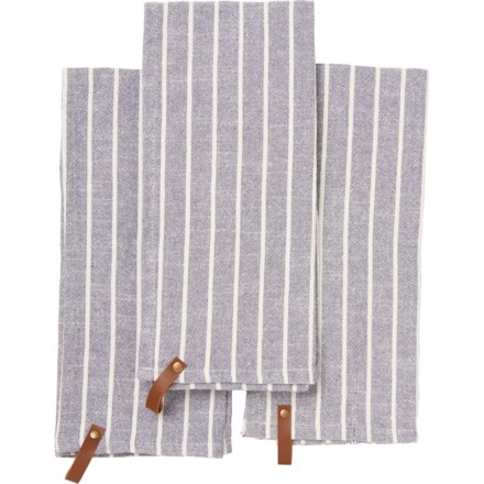 https://i.stpost.com/working-kitchen-striped-stonewashed-kitchen-towels-3-pack-in-indigo~p~2vctv_02~440.2.jpg