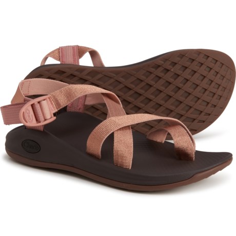 chacos metallic rose