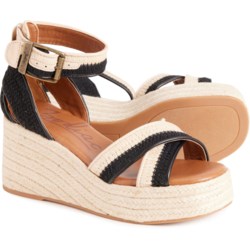 Zodiac Naomi Wedge Sandals (For Women) in Natural/Black