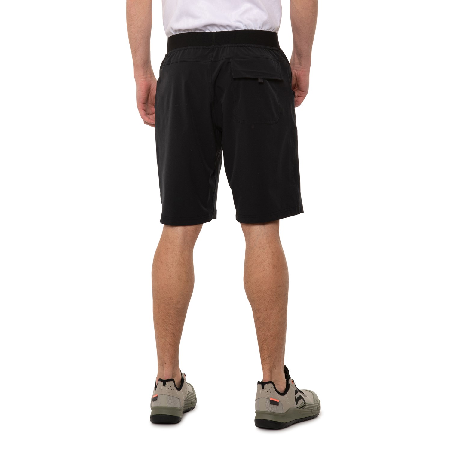 うのにもお得な情報満載！ 取寄 ゾイック メンズ ビスタ バイク ショーツ ZOIC men Vista Bike Shorts For Men  Black www.tsujide.co.jp